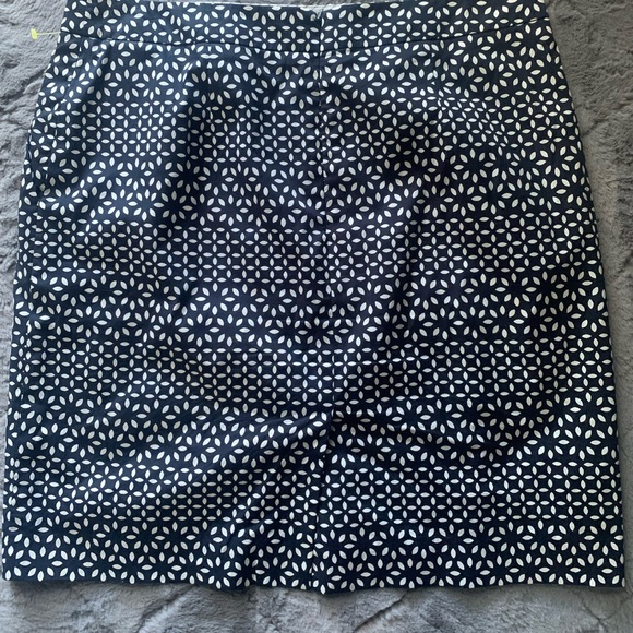 Brooks Brothers skirt size 6 - Picture 3 of 4